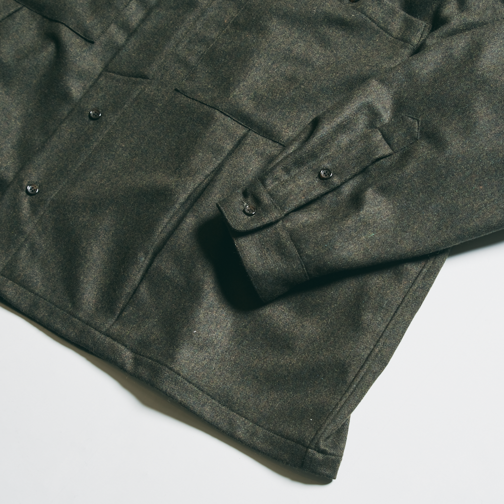 WOOL BOX PLEATED SHIRT 5