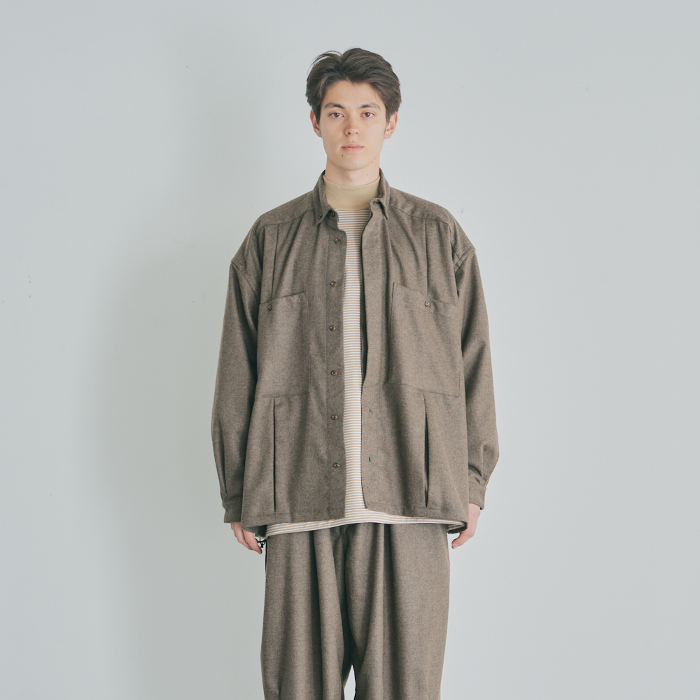 WOOL BOX PLEATED SHIRT 6