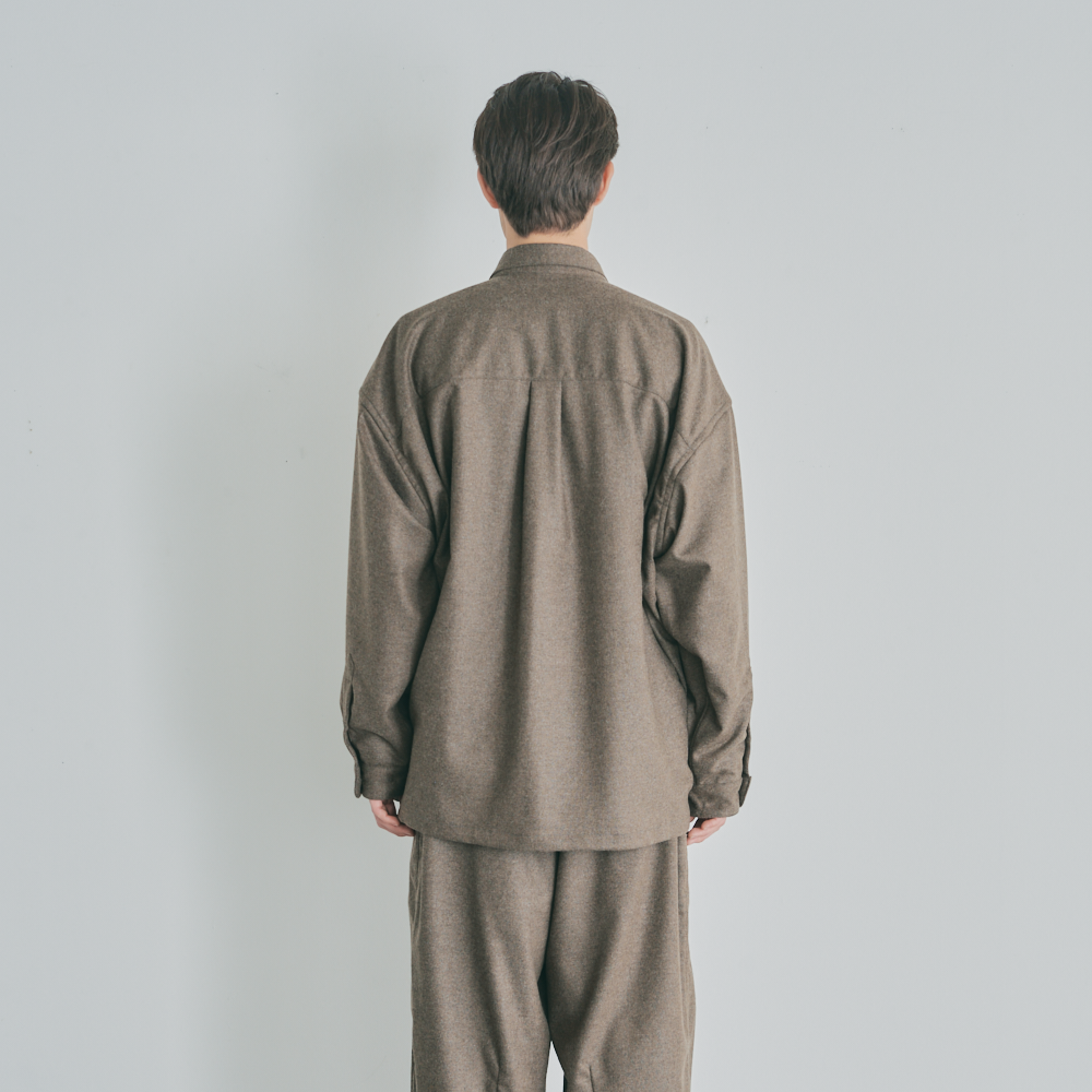 WOOL BOX PLEATED SHIRT 7