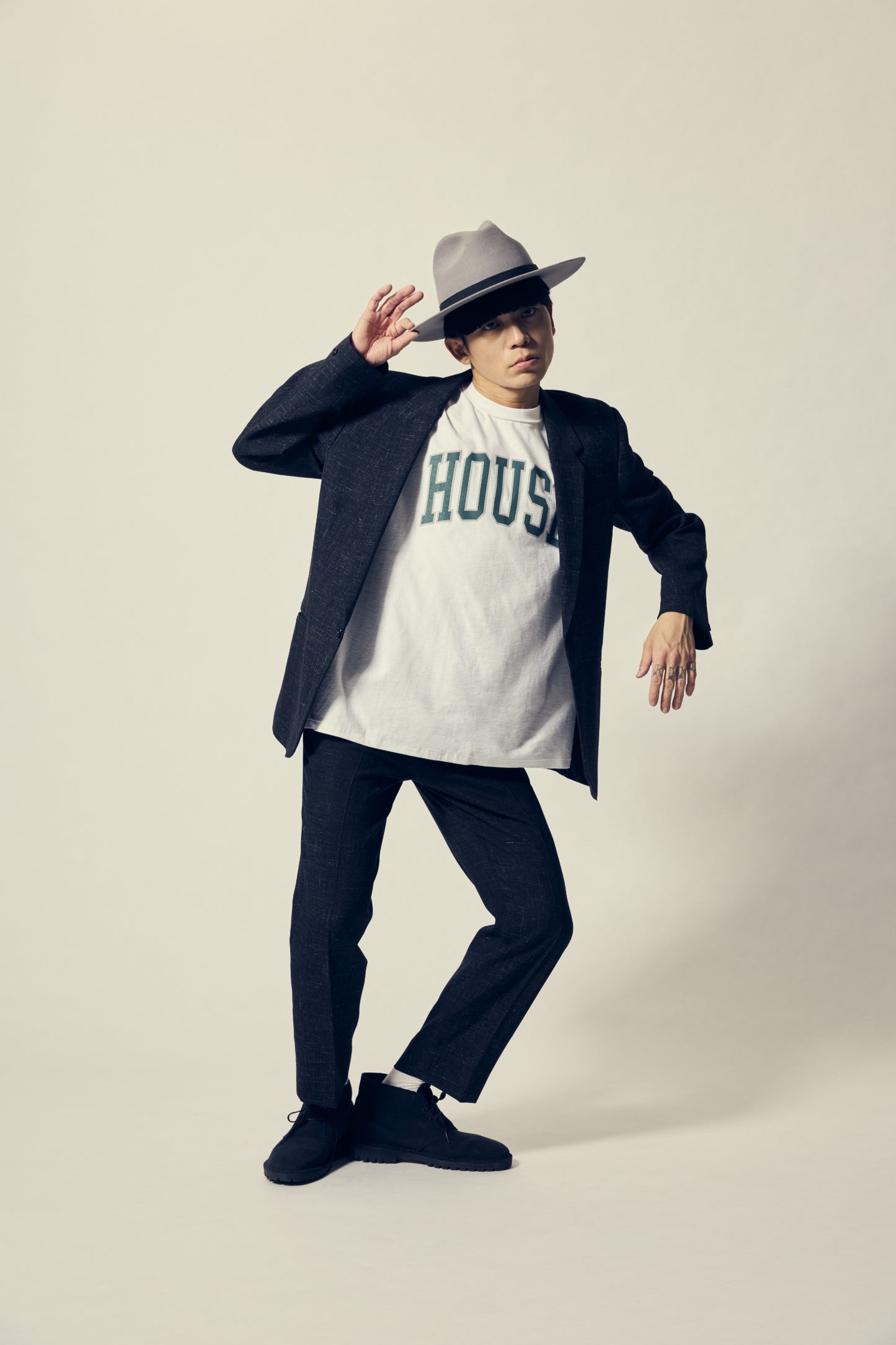 HOUSE T-SHIRT