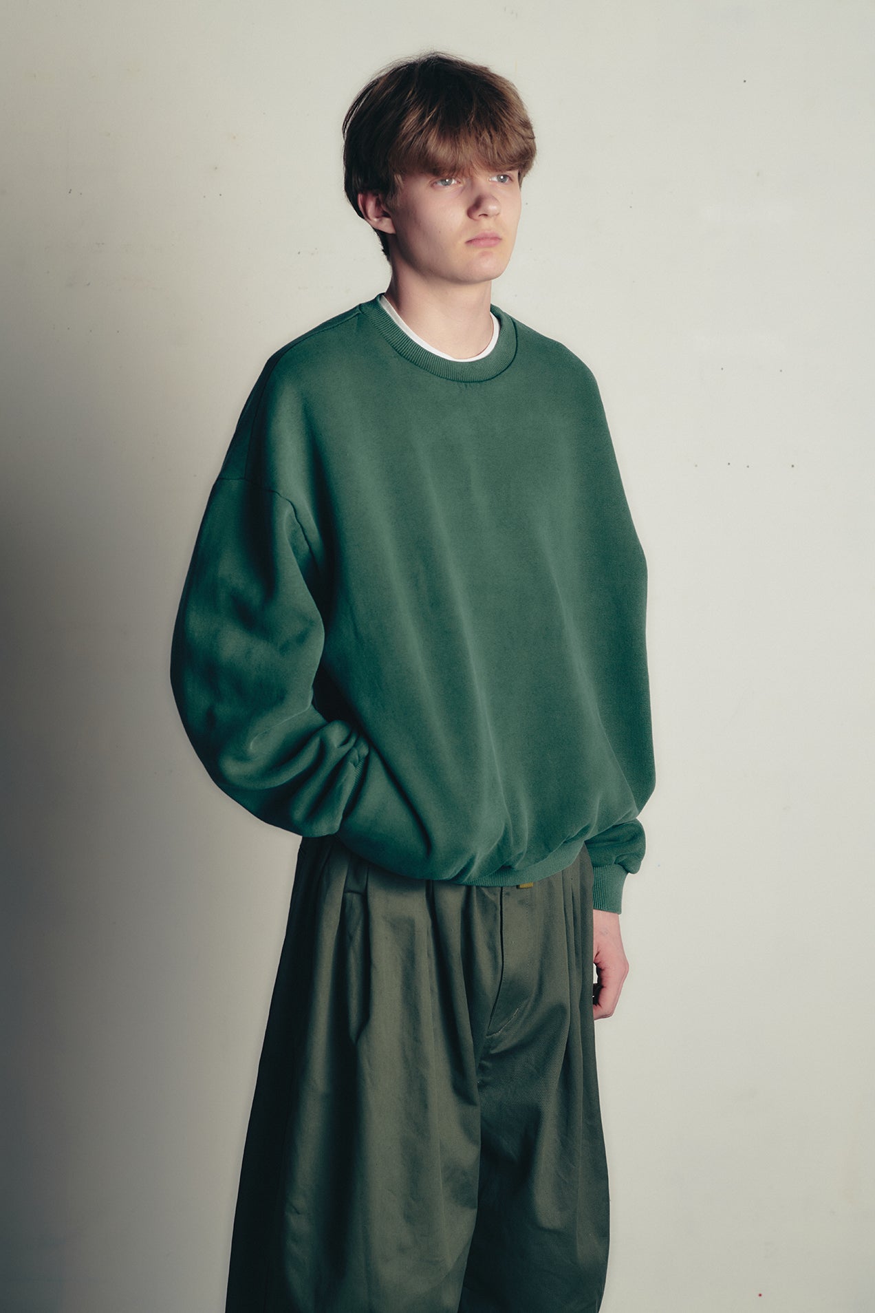 PIGMENT DYED CREW NECK SWEATSHIRT 9