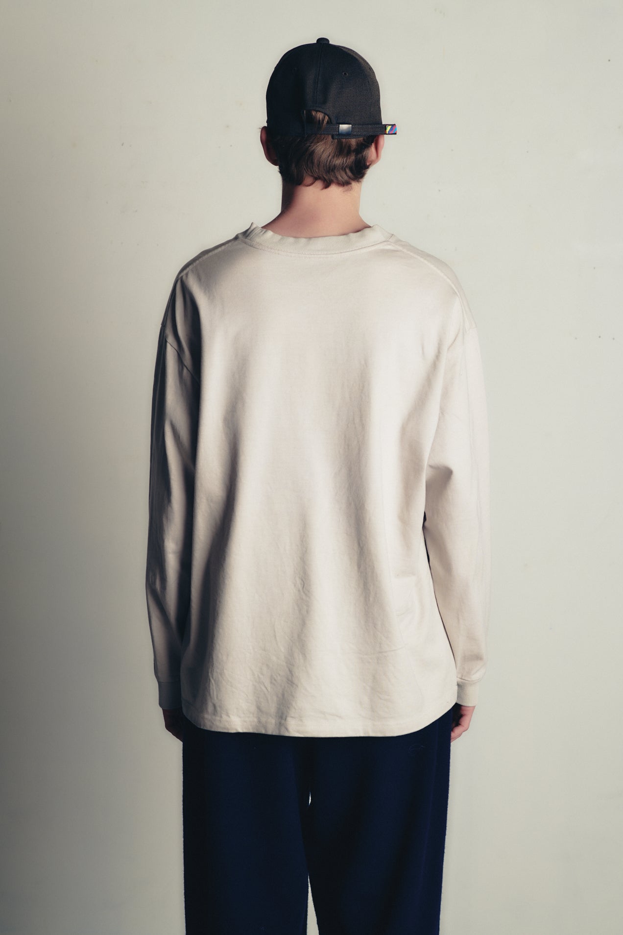 BASIC LONG SLEEVE T-SHIRT 11