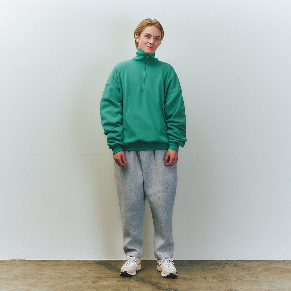 ZIP SWEATSHIRT 6
