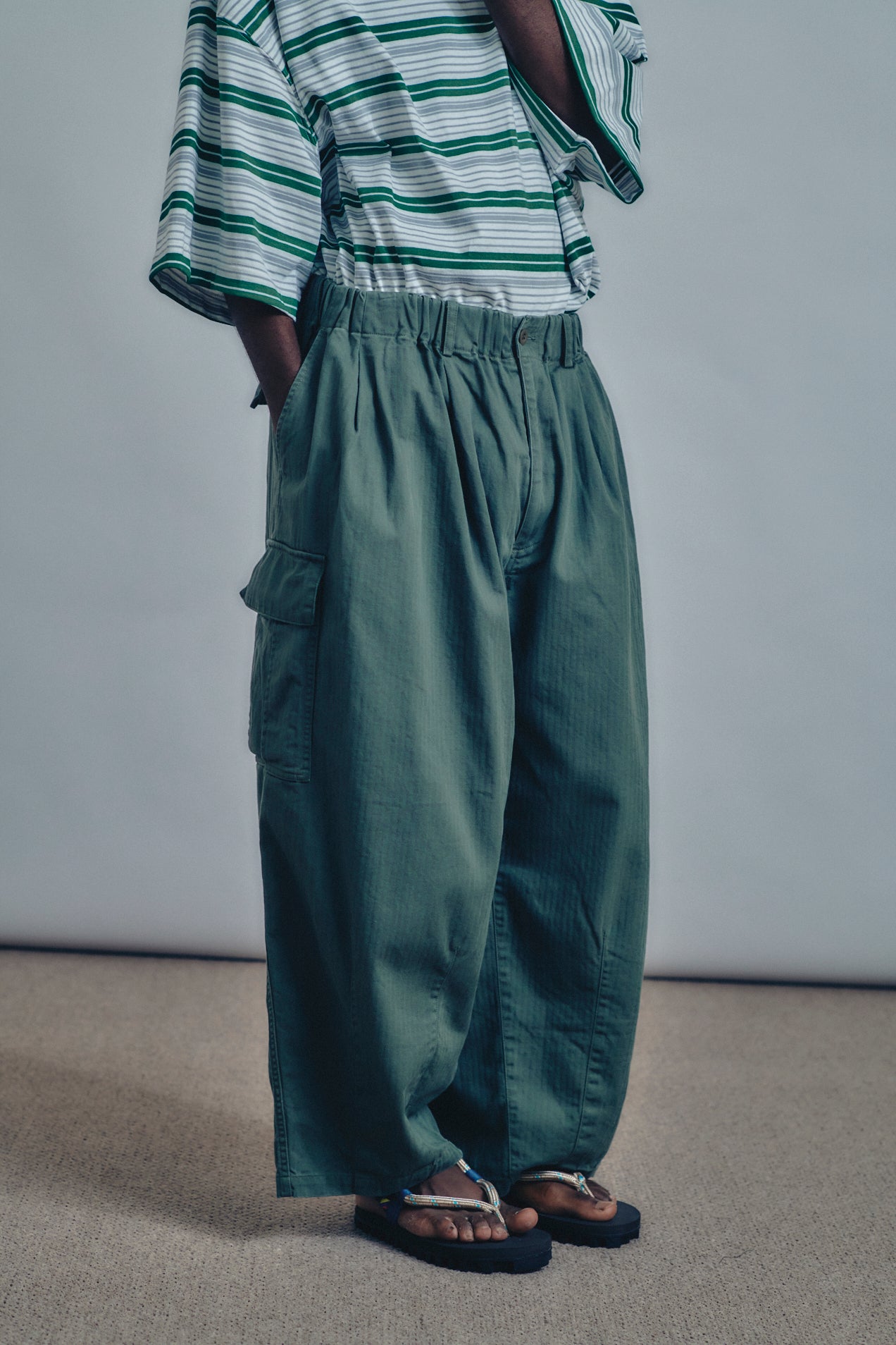 Herringbone 6-Pocket Pants | is-ness online shop | イズネス
