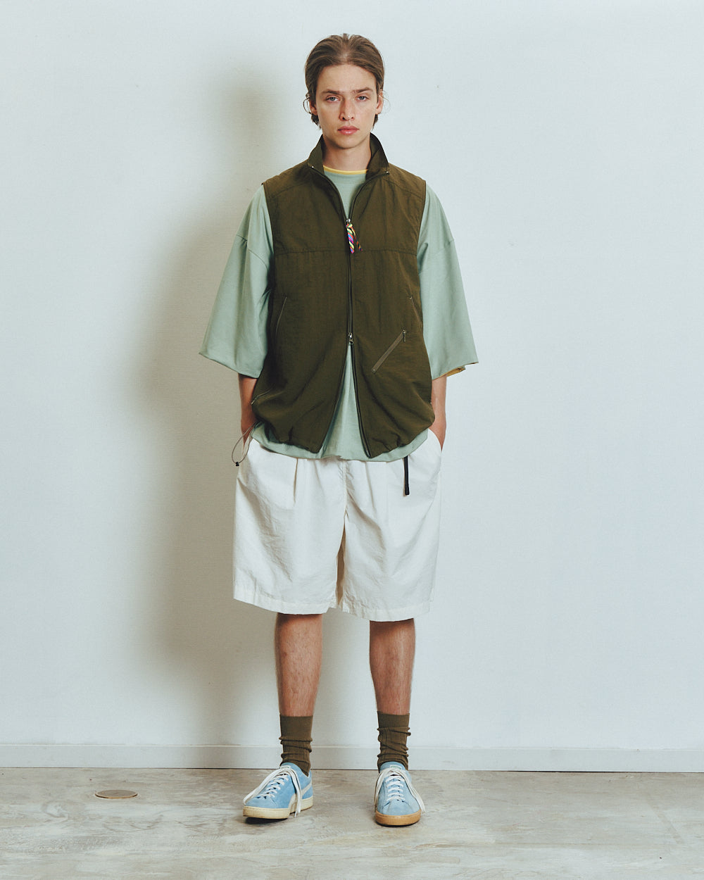 LIGHT SHELL VEST 4