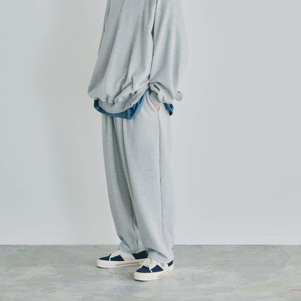 RELAX WIDE SWEAT PANT 11