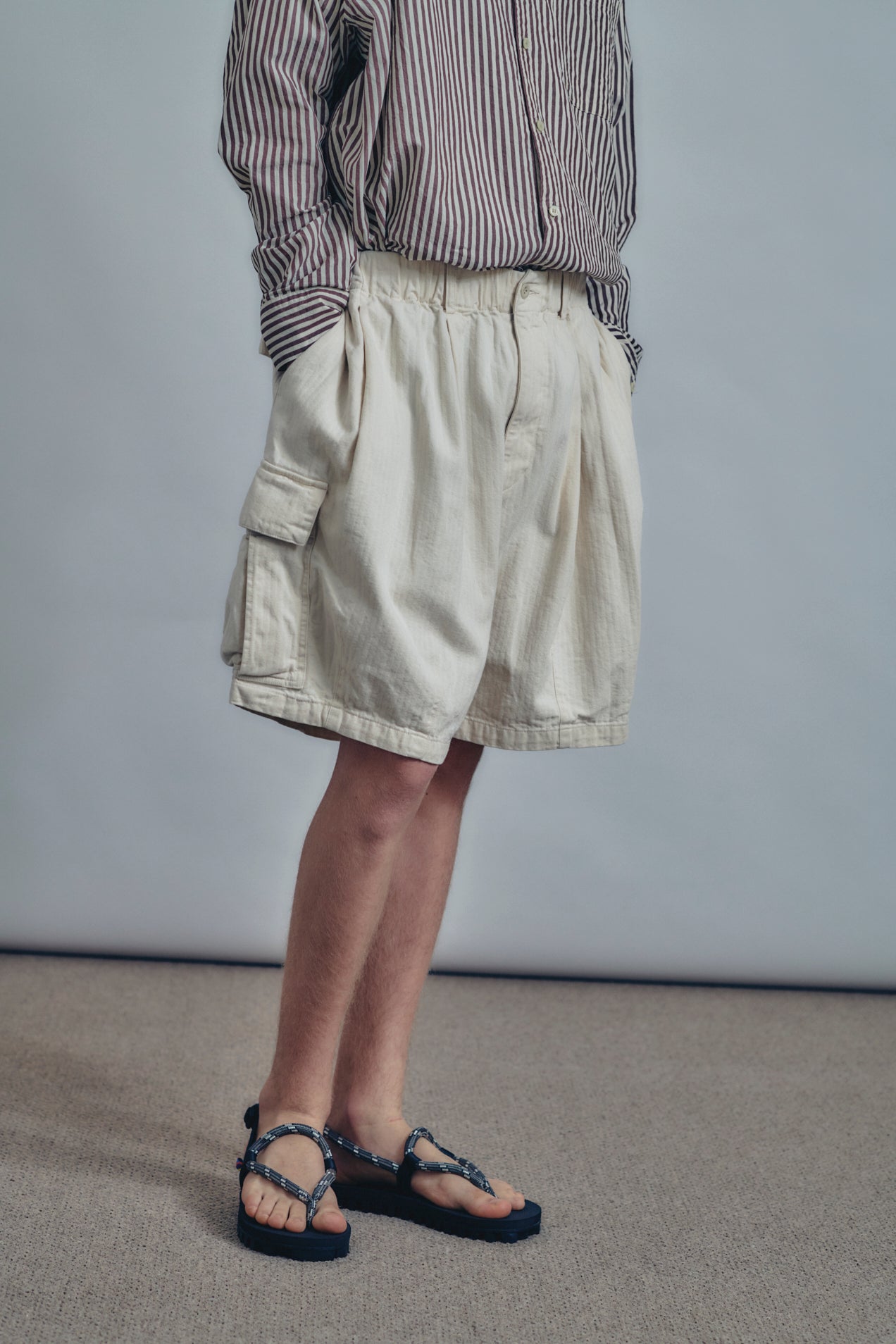 Herringbone 6-Pocket Shorts 8