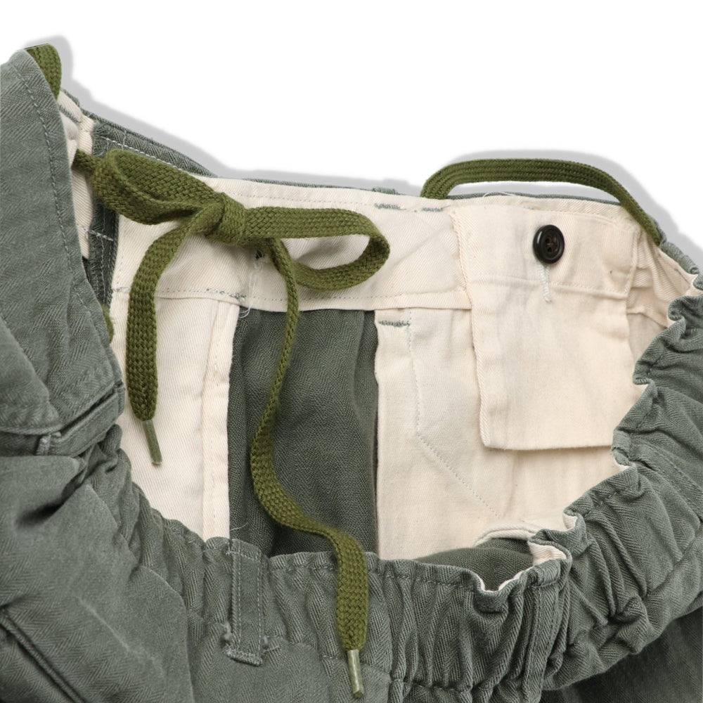 NU MILITARY BALLOON SHORTS 3