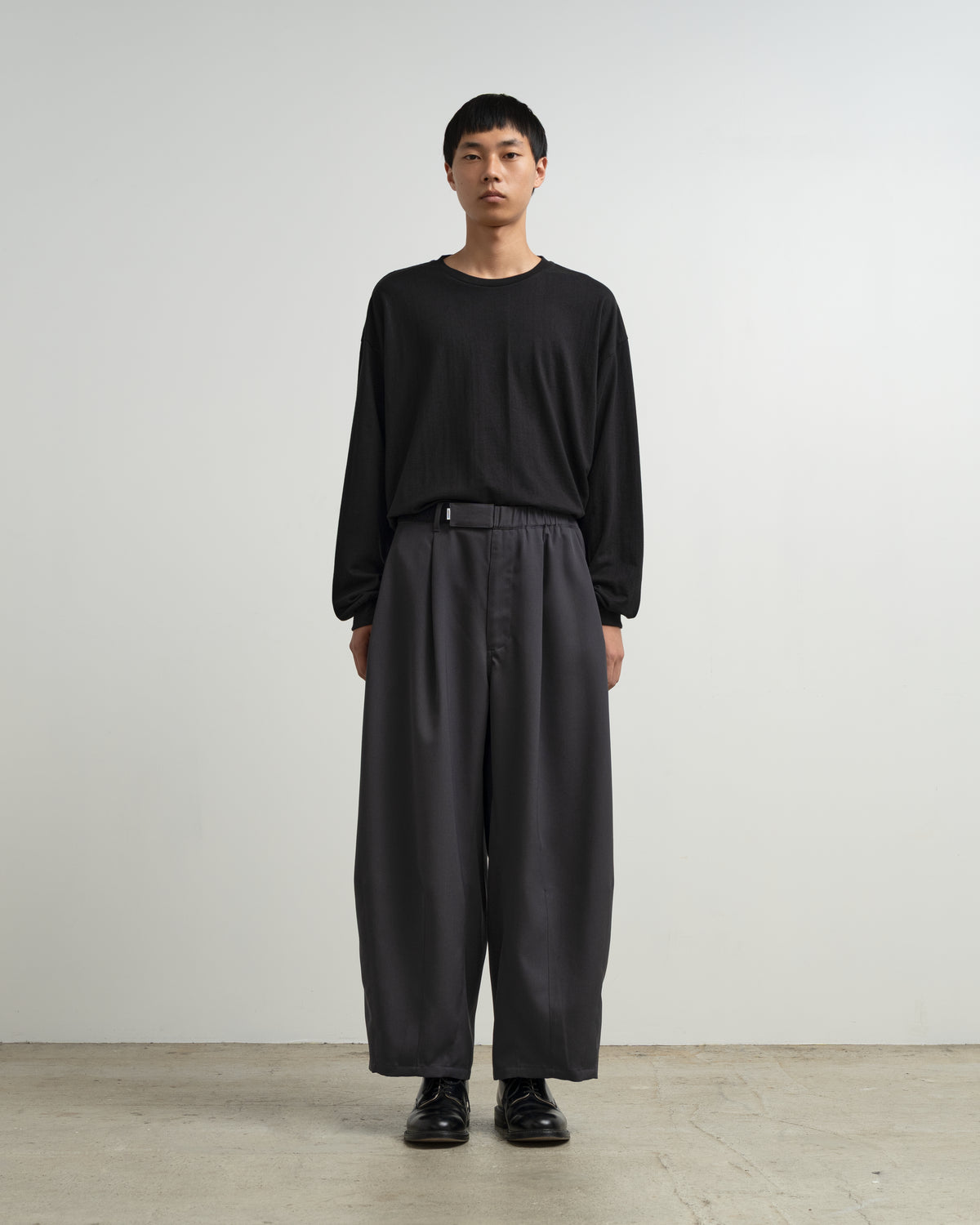 【9/26発売】is-ness × Graphpaper Scale Off Wool Balloon Chef Pants