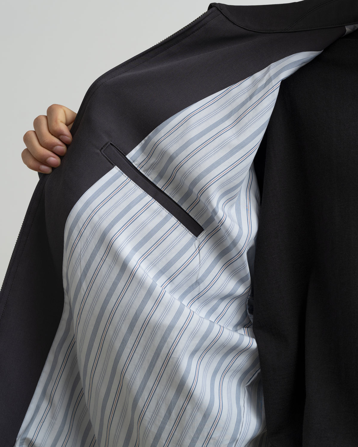 【9/26発売】is-ness × Graphpaper Scale Off Wool Harrington Jacket